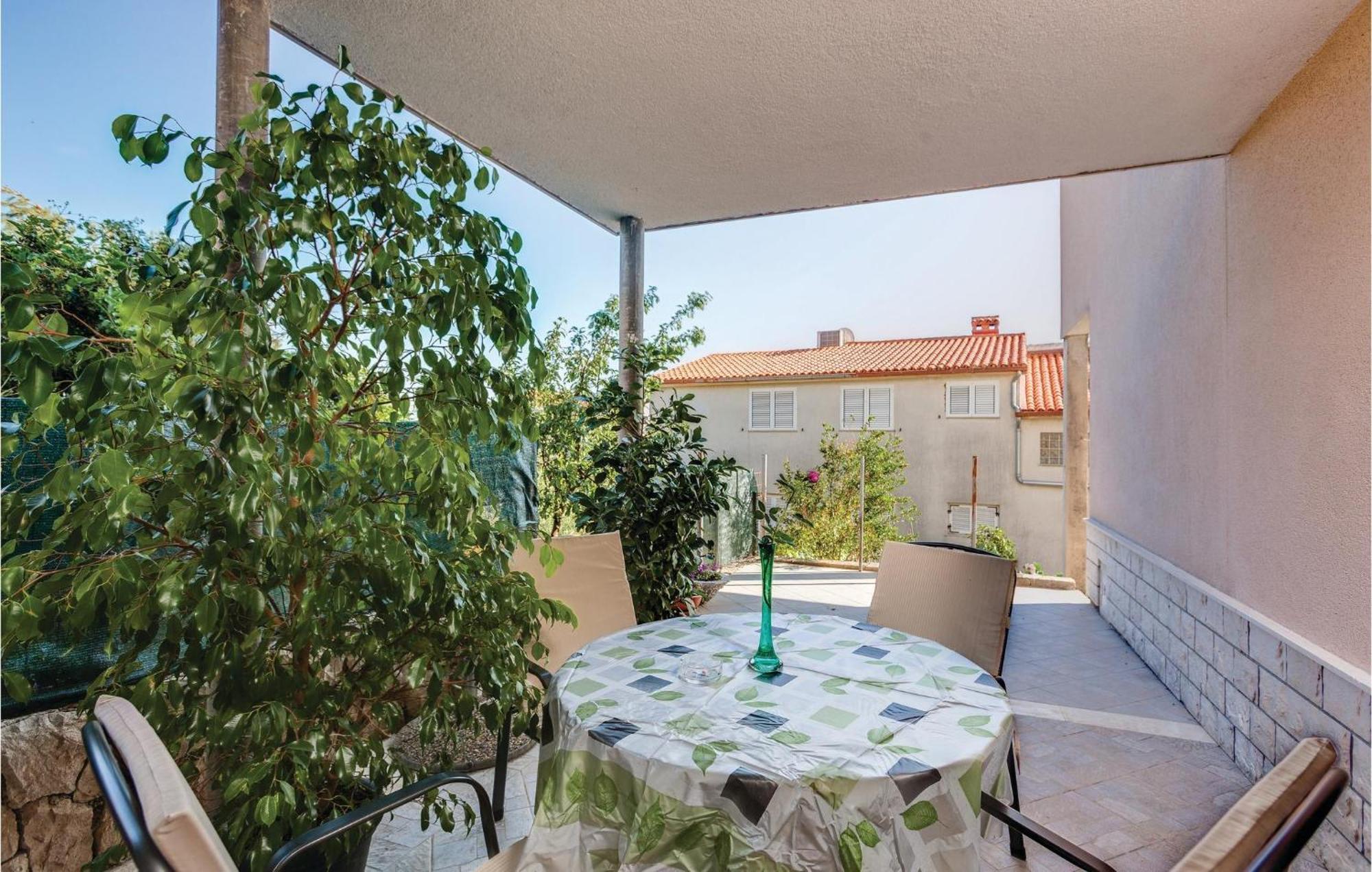 Amazing Apartment In Podstrana With Wifi Exteriör bild